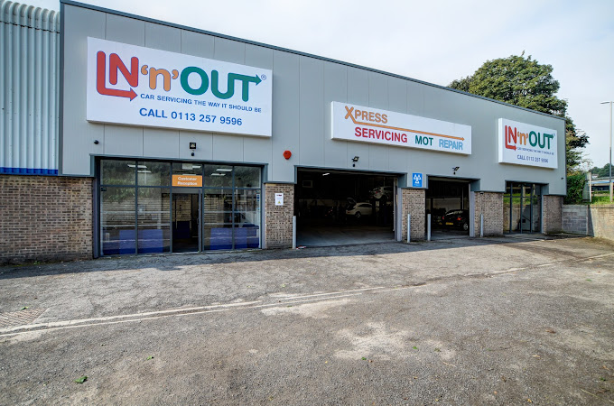 innout-autocentres-leeds-photo-6