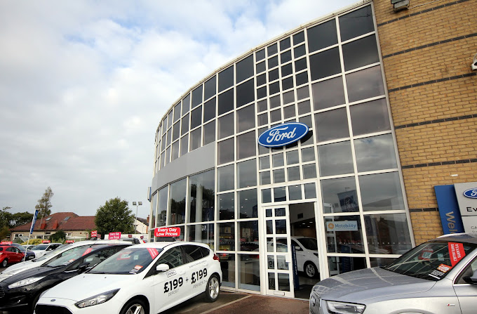 evans-halshaw-ford---blackpool-photo-5