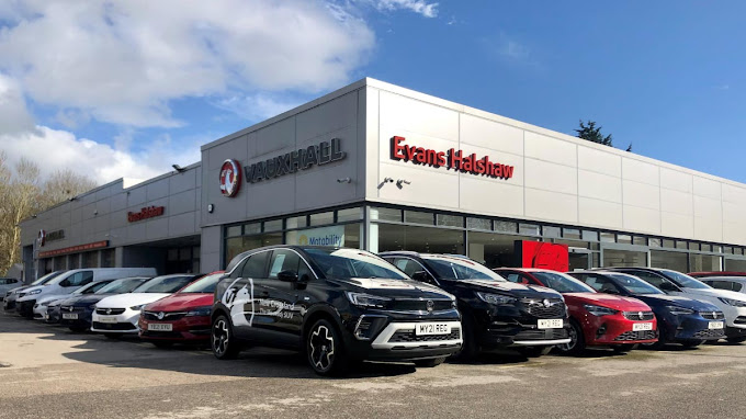 evans-halshaw-vauxhall---horsforth-photo-2