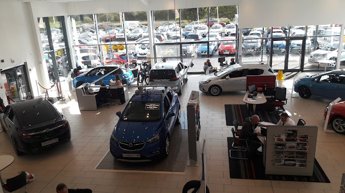 bristol-street-motors---vauxhall-knaresborough-photo-2