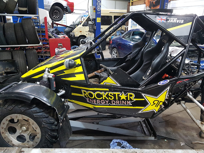 visar-garage-photo-2