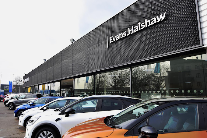 evans-halshaw-renault---middlesbrough-photo-5