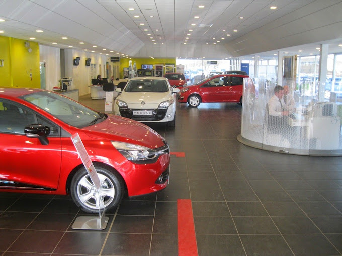 evans-halshaw-renault---middlesbrough-photo-7